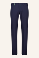 Lange Chervo Scozzese Hose aus weichem Stoff mit kariertem Muster, perfekt für lässigen Outdoor-Look.