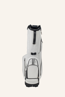 Vessel VLS Lux 4-Way Standbag mit mehreren Fächern und gepolsterten Griffen für einfachen Transport und Organisation.