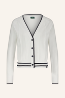 Chervo Navona Strickjacke, lockerer Pullover aus weichem Strickstoff, in neutralem Farbton, detaillierte Nahaufnahme