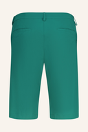 Chervo Bermuda-Hose in Hellblau mit Gürtel und Taschen, sommerlich, leichte Baumwollqualität.