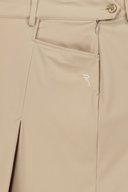 Chervo Jada Skort, sportlicher Damenrock mit Hose, aus leichtem Material, in neutralem Farbton, passend für Freizeit und Sport.