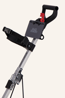 Manueller Golftrolley von Black Diamond, Stowa Cart Modell, mit Griff und Rädern für einfachen Transport auf dem Golfplatz
