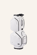 Minimal Golf Gaia TE1 Cartbag auf einem Golfwagen, stilvoller, leichter Cartbag mit mehreren Fächern und strapazierfähigem Material