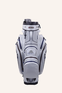 Golfcartbag Dri Lite Silencio 2 von Big Max mit mehreren Fächern und robustem Design, auf einem Golfplatz liegend