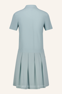 Sportalm Golfkleid, eleganter Rock mit sportlichem Schnitt, perfekt für Golf- und Freizeitaktivitäten, in natürlicher Umgebung.