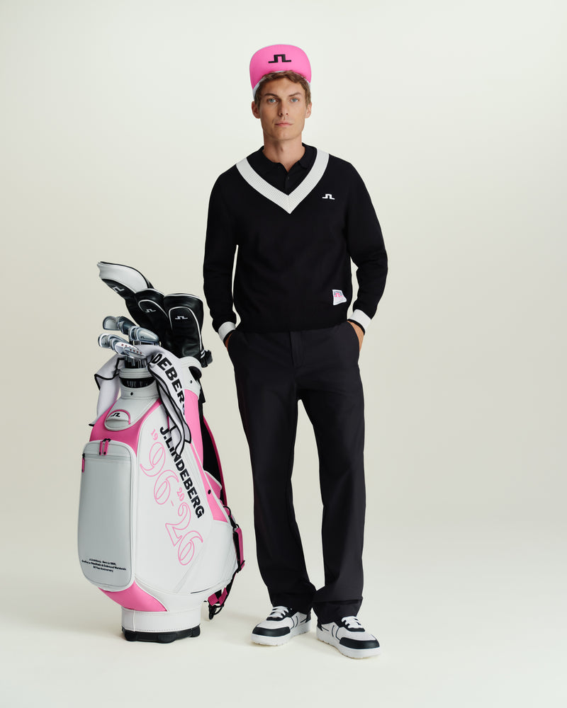 Jesper Parnevik in J.Lindebergs pinker Hose auf der PGA Tour war ein prägendes Bild in der Geschichte der Marke, das dazu beitrug, eine neue Modesprache für Golf zu formen.