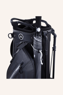 Blaue Big Max Aqua Eight G Standbag mit Regenschirm-Print, stabiles Golfbag für den Transport und Schutz der Golfschläger.