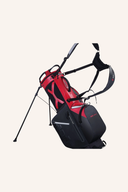 Aqua Eight G Standbag von Big Max, linksseitig gedruckt, mit wasserfester Oberfläche und bequemen Tragegriffen.