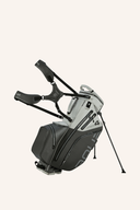 Hybrid-Trolley AQUA Hybrid 4 von Big Max mit schwarzem Design und langlebigem Material, ideal für Golfspieler.