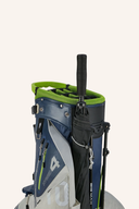 Großer, blauer Big Max AQUA Hybrid 4 Hybrid-Regenschirm mit wasserabweisendem NGL-Print, geöffnet und bereit für Regen.