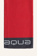 AQUA Trifold Handtuch von Big Max, weiches türkises Badetuch mit dreifacher Faltung und kurzen Druckmuster, auf weißem Hintergrund.