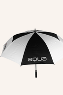 Großer, offener Aqua UV Sonnenschirm von Big Max mit schwarzer Beschichtung und Druck, bietet UV-Schutz und Schatten.