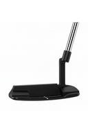 Schwarzer TaylorMade Soto #1 Putter mit Blade-Design für präzises Putten auf dem Golfplatz