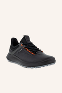 Schwarze Ecco Golf Core Golfschuhe für Herren mit strapazierfähigem Design und bequemer Passform, ideal für das Golfspiel.