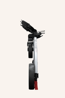 Zusammengefalteter Big Max Blade IP 2 Trolley mit schwarzem Griff und gedrucktem Design, kompakt und leicht im Einsatz.