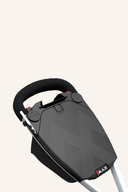 Großer Big Max Blade IP 2 Trolley mit Organizer Print, stabiler Rollkoffer für Golfzubehör, seitliches Handle und Rollen sichtbar