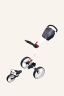 Manueller Trolley Blade Trio von Big Max mit oberem Griff und gedrucktem Design, sichtbar von vorne.