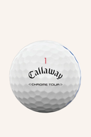 Callaway Chrome Soft Tour Triple Track 2024 Golfbälle, weiße Bälle mit Triple Track Markierungen und Callaway Logo.