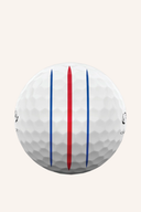 Callaway Chrome Soft Tour Triple Track 2024 Golfbälle, weiße Bälle mit schwarzem Triple-Track-Muster auf der Oberfläche.