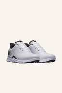 Footjoy Fuel Boa Golfschuhe in schwarz mit schnellem Boa-Schnürsystem, für optimalen Komfort beim Golfspielen.