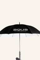 Großer AQUA UV Regenschirm von Big Max, windfest und UV-beständig, geöffnet mit schwarzem Griff und farbigen Streifen.