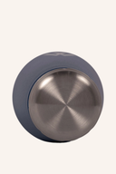 Blaue AQUA Trinkflasche von Big Max, aus robustem Material, mit Schraubverschluss und transparentem Design.