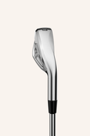 Callaway Elyte Eisensatz mit innovativem Eisen-Sohle-Design, perfekt für präzises Spiel und verbesserte Ballkontrolle.