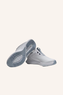 Fußjoy Pulse BOA Golfschuhe aus Leder, mit verstellbarem BOA-Verschluss und rutschfester Sohle, für sicheren Halt auf dem Golfplatz.