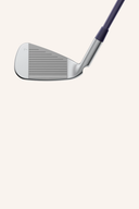 Ping G Le 4 Eisensatz, Golfschläger für Damen, mit modernen Design und hochwertigen Materialien, auf dem Bild sichtbar.
