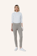 Dunkelblaue Magic Warm Lange Hose von Daily Sports, bequem und warm, auf weißem Hintergrund fotografiert