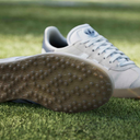 Adidas Gazelle Golfschuhe aus Leder, seitliche Ansicht mit Schnürung und griffiger Sohle für Golfspielen.
