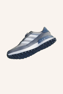 Adidas S2G Spikeless BOA 24 Golfschuhe, bequemes Schuhmodell mit BOA-Verschluss, auf einem weißen Hintergrund fotografiert