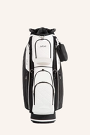 Hochwertiger JuCad First Class Cartbag für Golf, mit mehreren Fächern und gepolsterten Tragegriffen, auf einem Golfwagen.