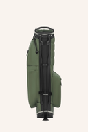 Großes Big Max AQUA Seven H Standbag mit mehreren Fächern und bequemen Tragegriffen, ideal für Golfer.