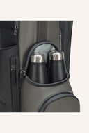 Großes Big Max AQUA Seven H Standbag mit mehreren Fächern und Tragegriffen, schwarzes Golfbag für Herren.