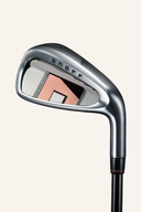 Eisensatz von OnOff, XCBT Aka Eisensatz, mit klaren Eiskristallen und robustem Design, auf weißem Hintergrund abgebildet