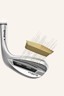 Ping Glide 4.0 Wedge, Golfschläger mit keilförmigem Design und rutschfester Oberfläche, für präzise Schläge.