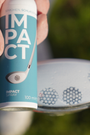 Riesenfeld Golf Impact Marker Spray in Schwung, sprayflasche für Markierungen auf dem Golfplatz, schwarz und grün gestaltet