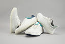 Ecco Golf Core Gradient Golfschuhe für Damen in Weiß und Ice Flower mit bequemer Sohle, ideal für den Golfplatz