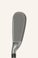 Cleveland Smart Sole 4.0 Chipper, handgeführter Rasenrechen mit verstärkter Klinge und ergonomischem Griff.