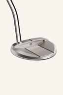 TaylorMade TR-M37 Putter mit schwarzem Griff und klassischem Design, perfekt für präzises Putten auf dem Grün