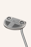 TaylorMade TR-M37 Putter mit schwarzen Griff und edlem Design, perfekt für präzises Putting auf dem Golfplatz