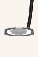 TaylorMade Spider Tour X Doppelbender Putter, Nahaufnahme mit Blick auf den schwarzen Putter mit roter Akzentlinie.
