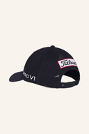 Titleist Tour Performance Mesh Kappe, atmungsaktive Kappe mit Mesh-Design und verstellbarem Schnallenverschluss.
