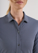 Chervo VERBENA Kleid aus leichten Stoffen, mit eleganten Schnitt und floralem Design, perfekt für sommerliche Anlässe.