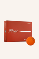 Titleist Velocity Aim 2026 Golfbälle, normale Bälle mit schnellem Ballflug, auf weißem Hintergrund sichtbar