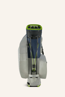 Hybrid-Trolley AQUA Hybrid 4 von Big Max mit modernem Design und robustem Rahmen, sichtbar auf dem Bild.