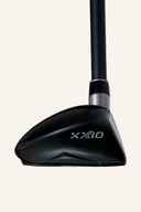 XXIO 14 Hybrid Golfclub, hochwertiges Hybrid-Eisen für präzises Spiel, mit schwarzem Griff und flexibler Schlagfläche.